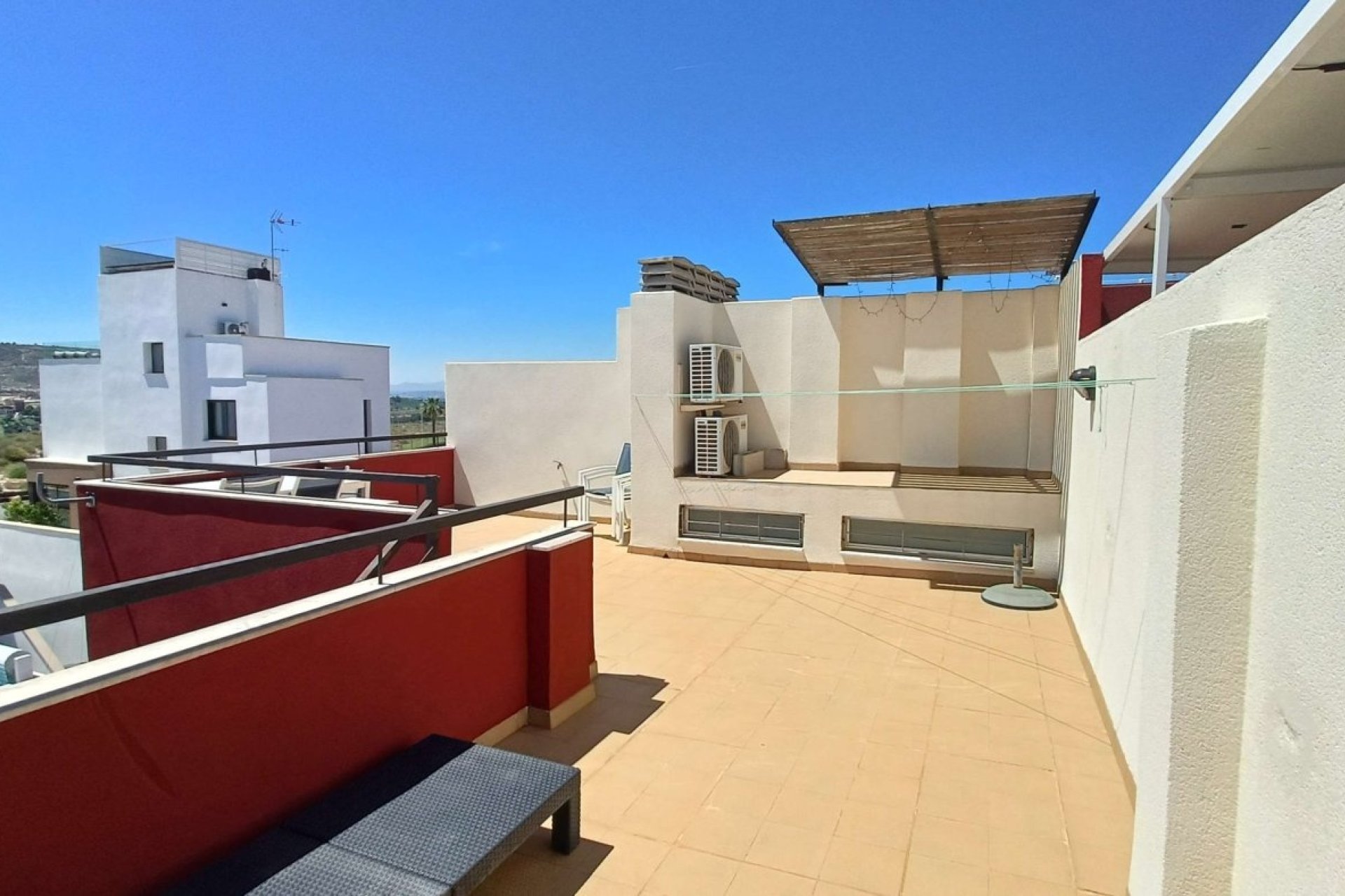 Reventa - Quad House -
Algorfa - Inland