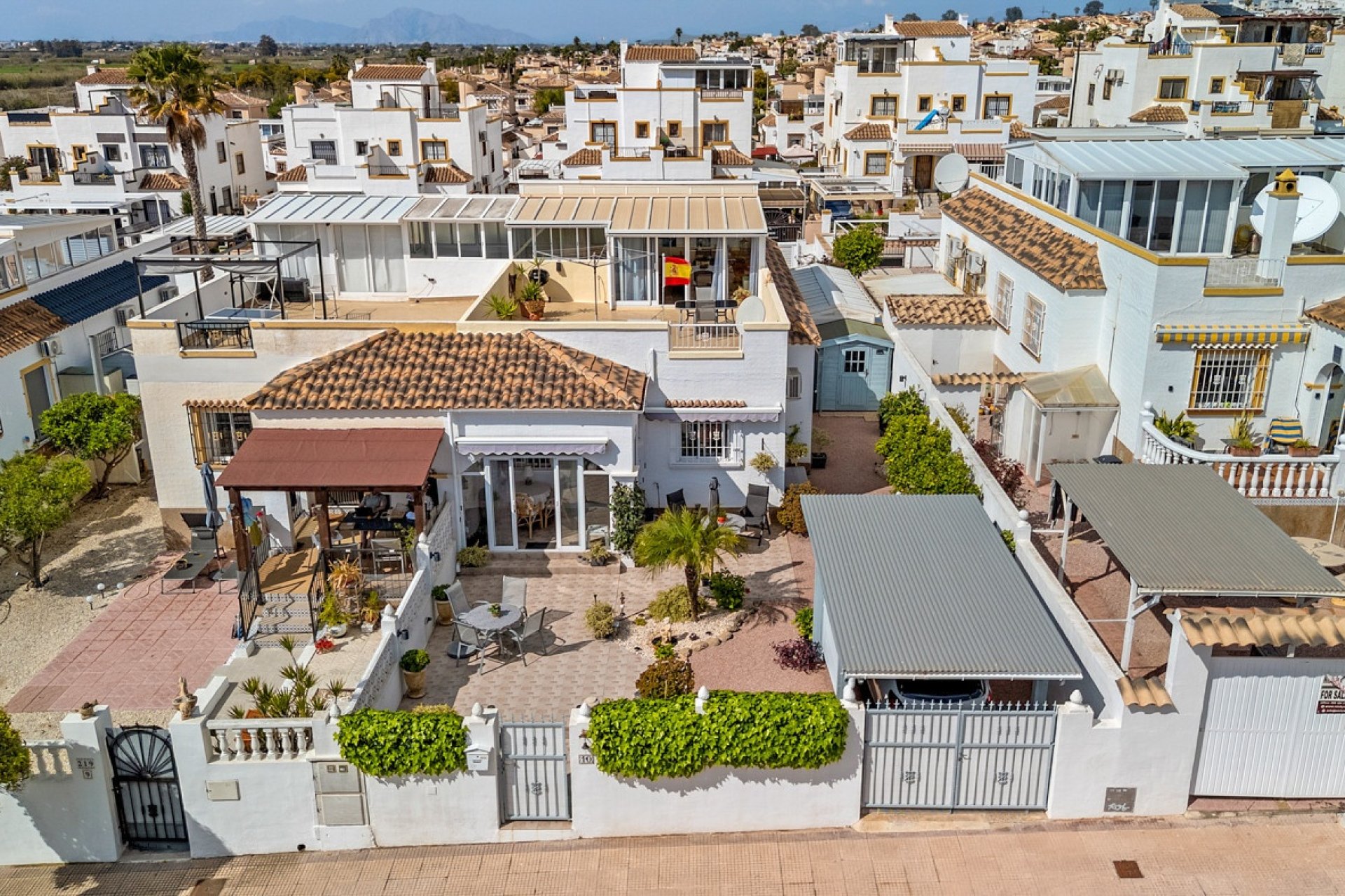 Reventa - Quad House -
La Marina - Costa Blanca