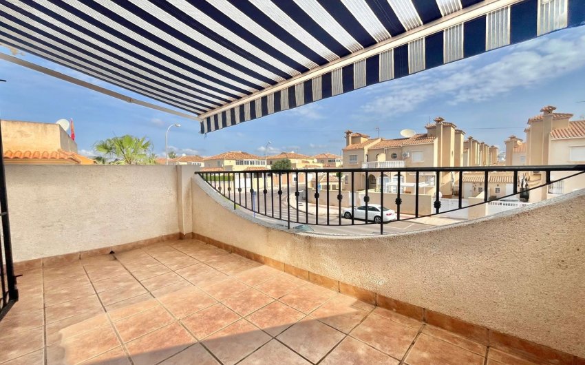 Reventa - Quad House -
Orihuela Costa - Playa Flamenca