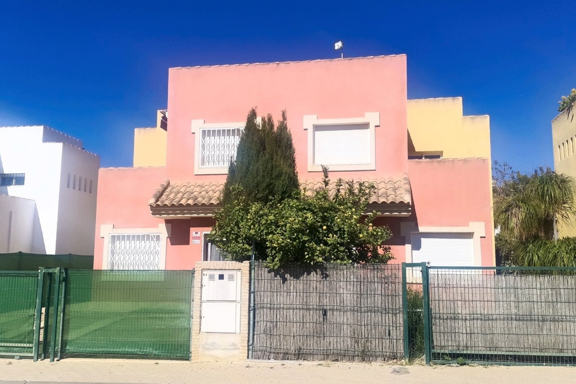 Reventa - Semi Detached -
La Tercia Golf Resort - Inland
