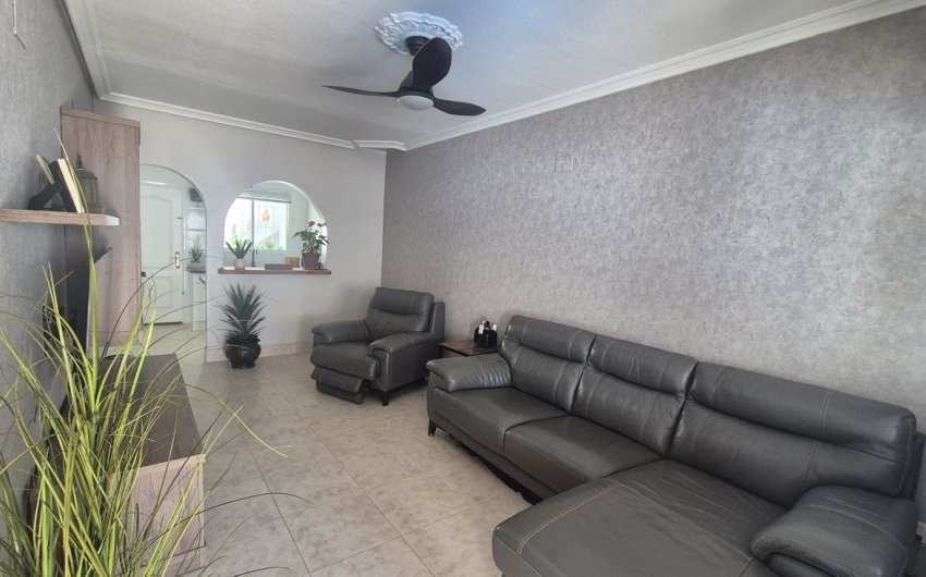 Reventa - Semi Detached -
San Miguel de Salinas - Inland