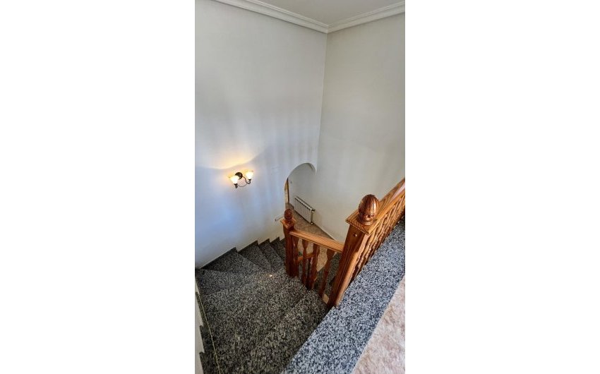 Reventa - Semi Detached -
Torrevieja - Aguas Nuevas