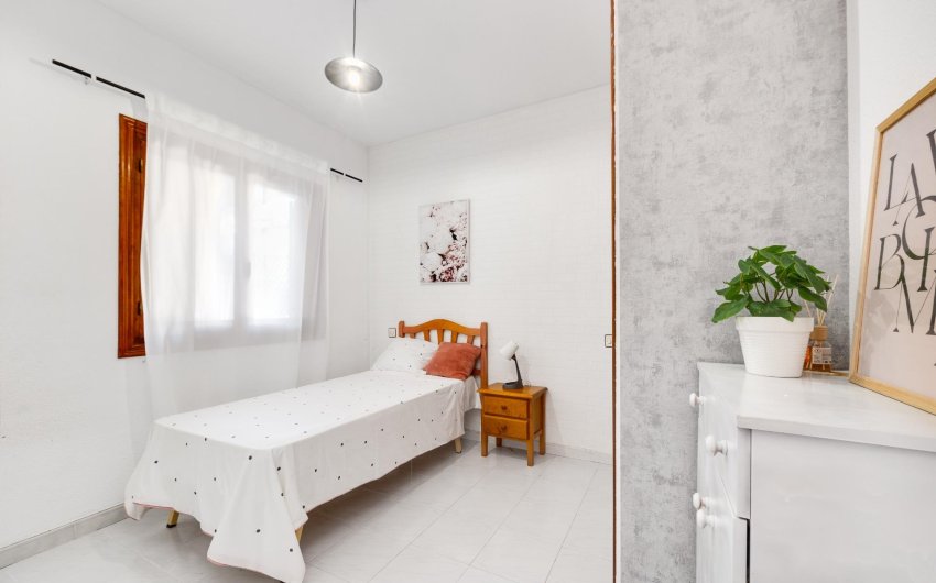 Reventa - Semi Detached -
Torrevieja - Nueva Torrevieja