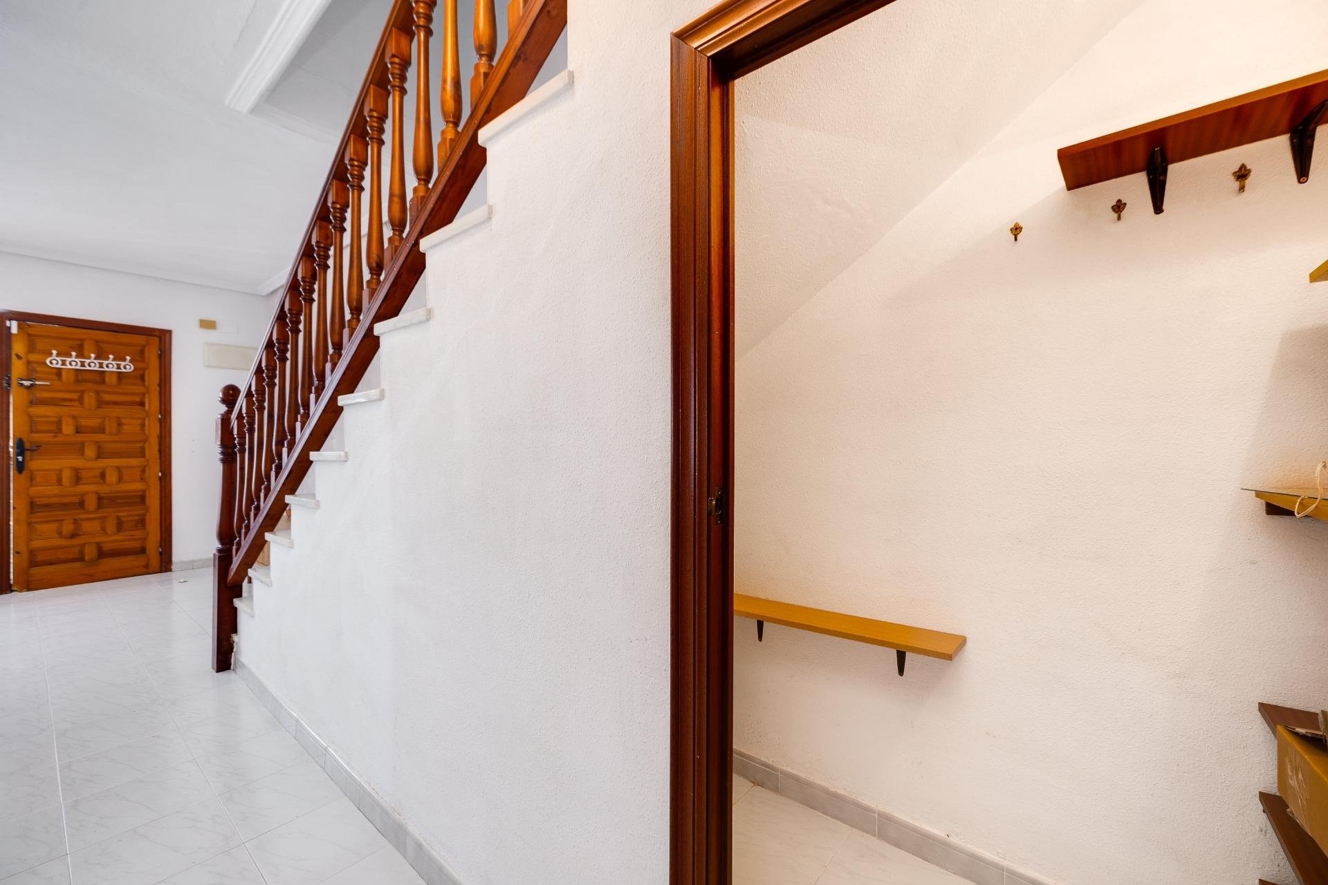 Reventa - Semi Detached -
Torrevieja - Nueva Torrevieja