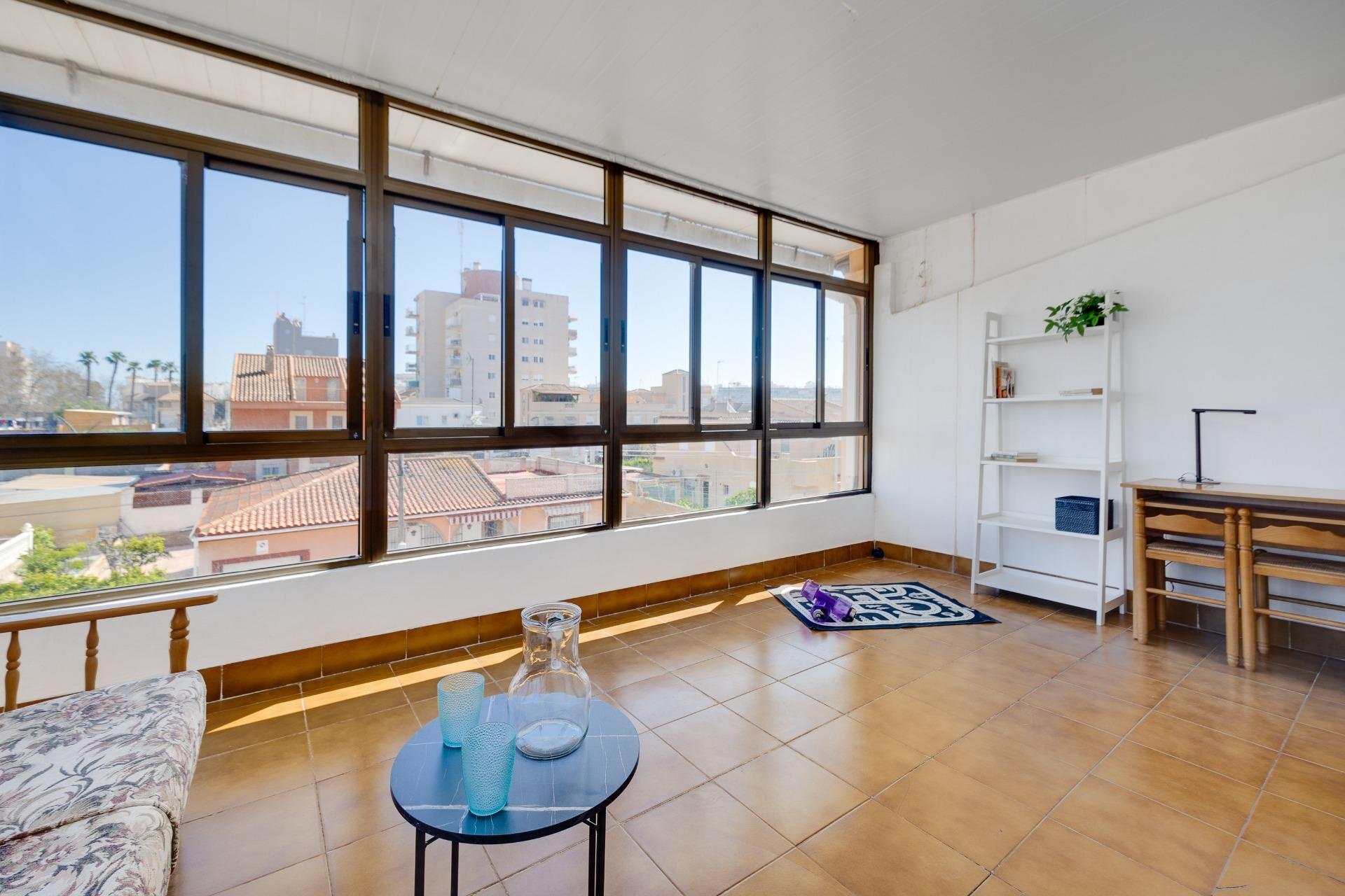 Reventa - Semi Detached -
Torrevieja - Nueva Torrevieja