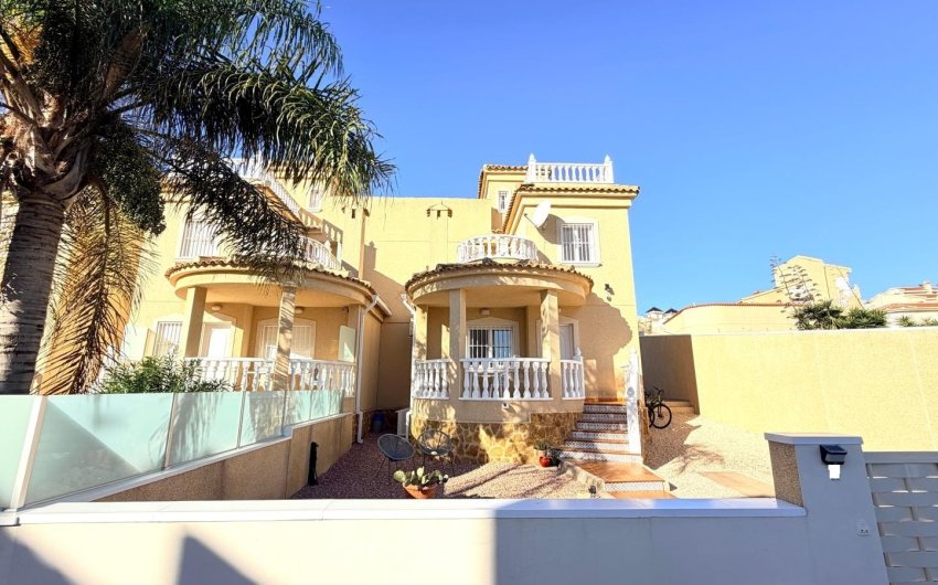 Reventa - Semi Detached Villa -
Ciudad Quesada - Rojales - La Marquesa Golf