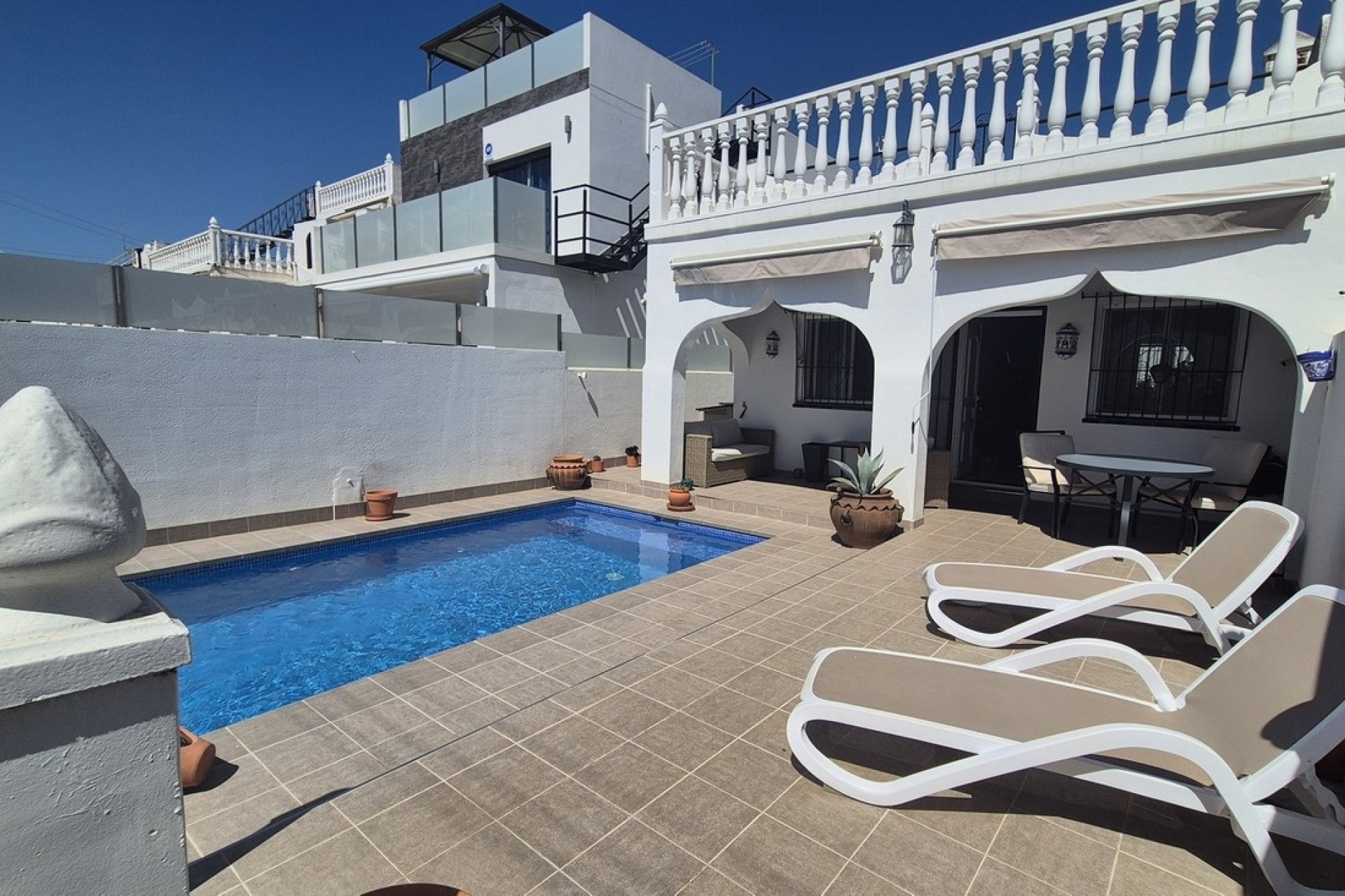Reventa - Semi Detached -
Villamartin - Costa Blanca