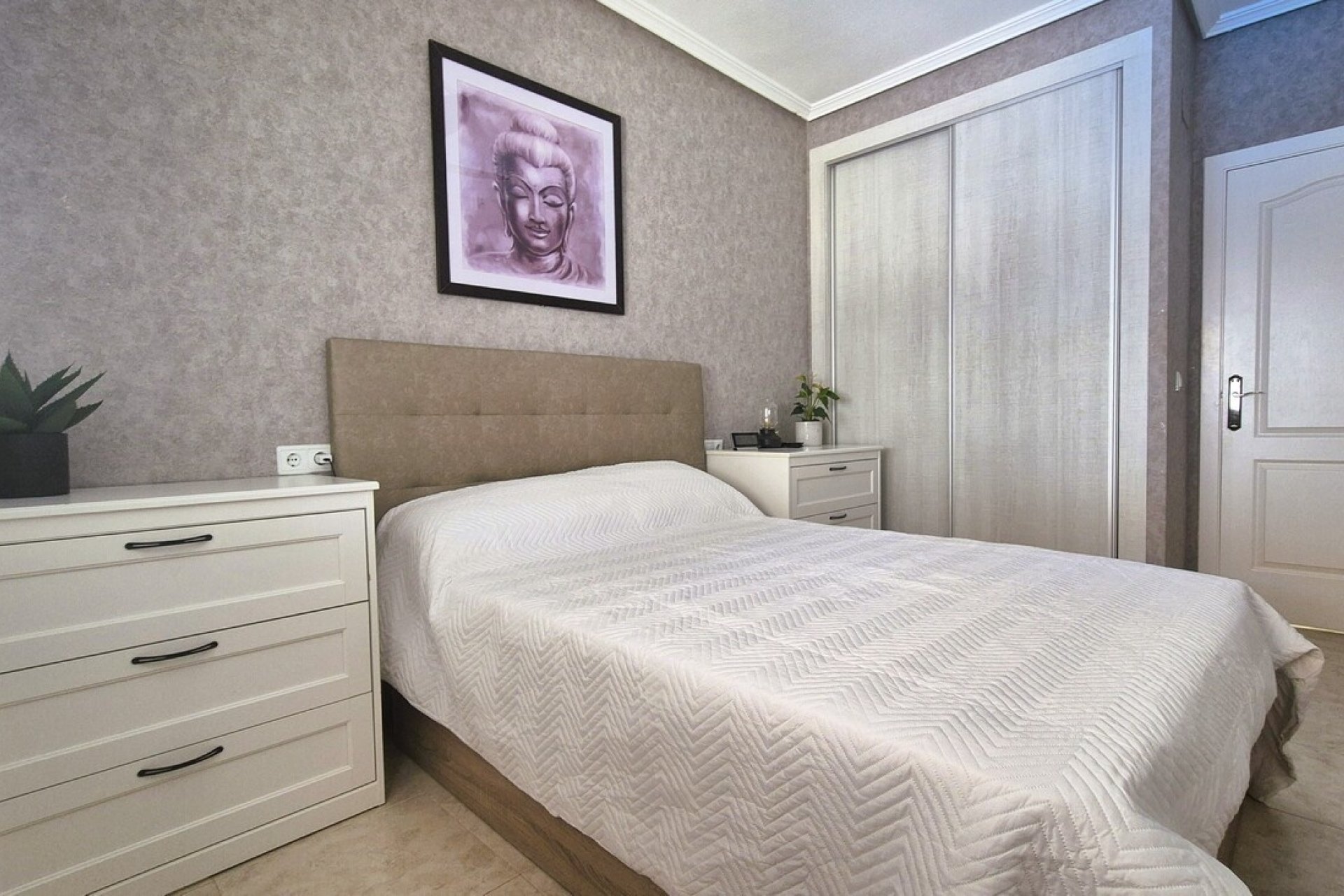 Reventa - Semi Detached -
Villamartin - Costa Blanca