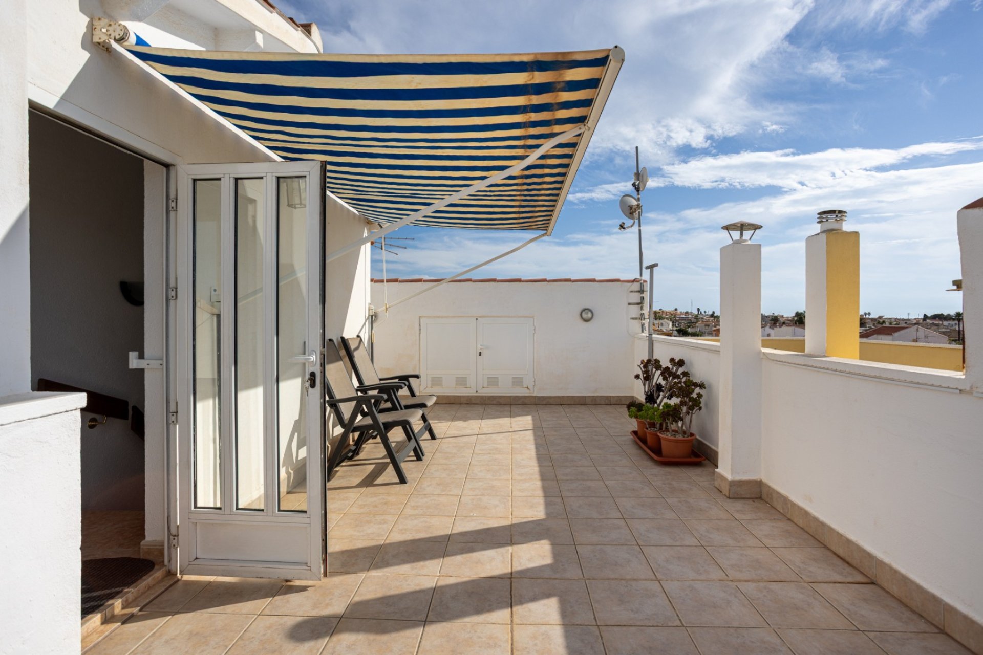 Reventa - Terraced house / Townhouse -
Torrevieja - La Siesta