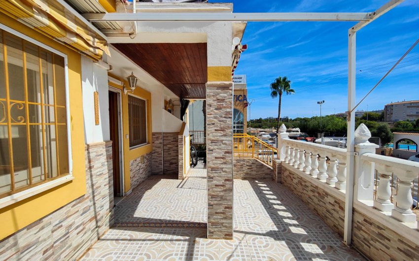 Reventa - Top Floor Bungalow -
Torrevieja - La Siesta