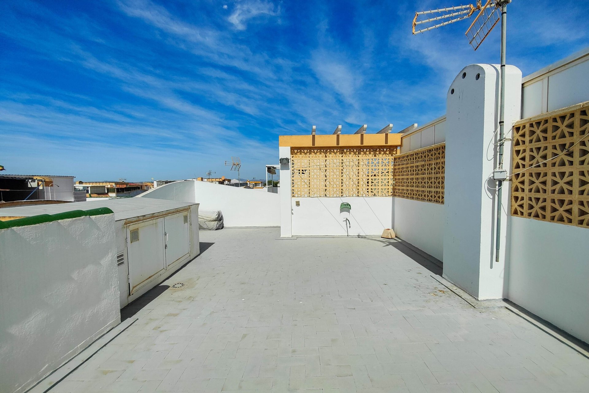 Reventa - Top Floor Bungalow -
Torrevieja - La Siesta