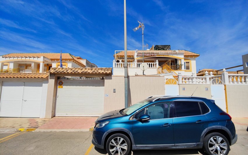 Reventa - Top Floor Bungalow -
Torrevieja - La Siesta