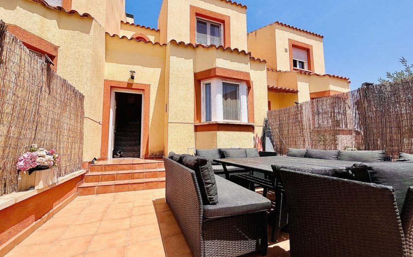 Reventa - Town House -
Cabo Roig - Costa Blanca