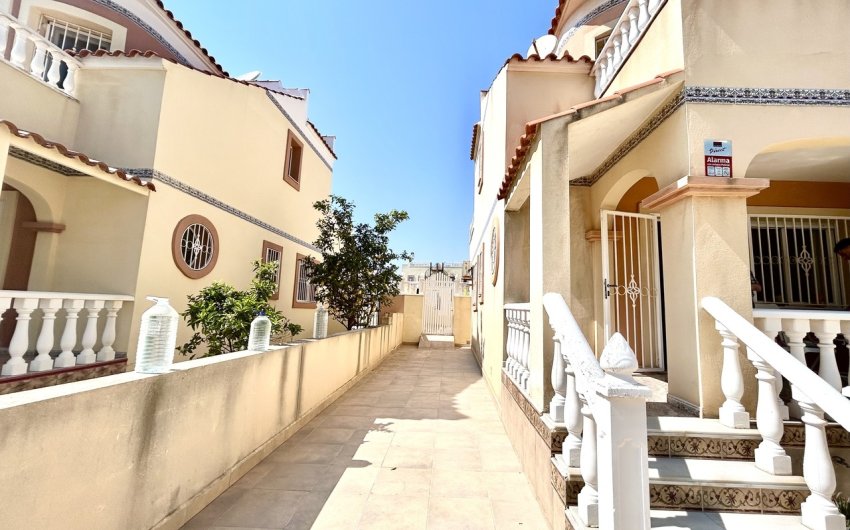 Reventa - Town House -
Cabo Roig - Costa Blanca