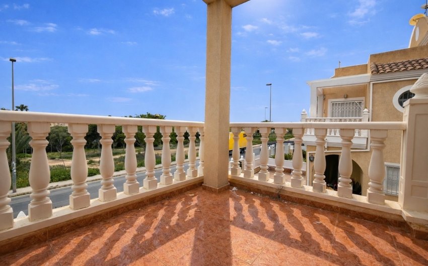 Reventa - Town House -
Cabo Roig - Costa Blanca