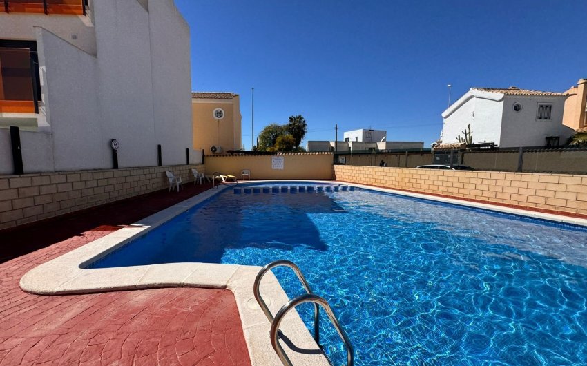 Reventa - Town House -
Campoamor - Costa Blanca