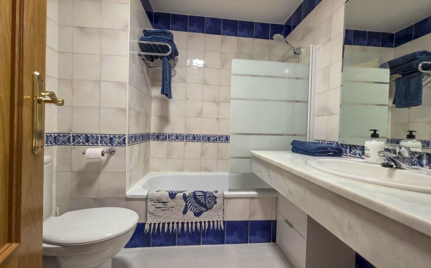 Reventa - Town House -
Casares Playa - Costa del Sol