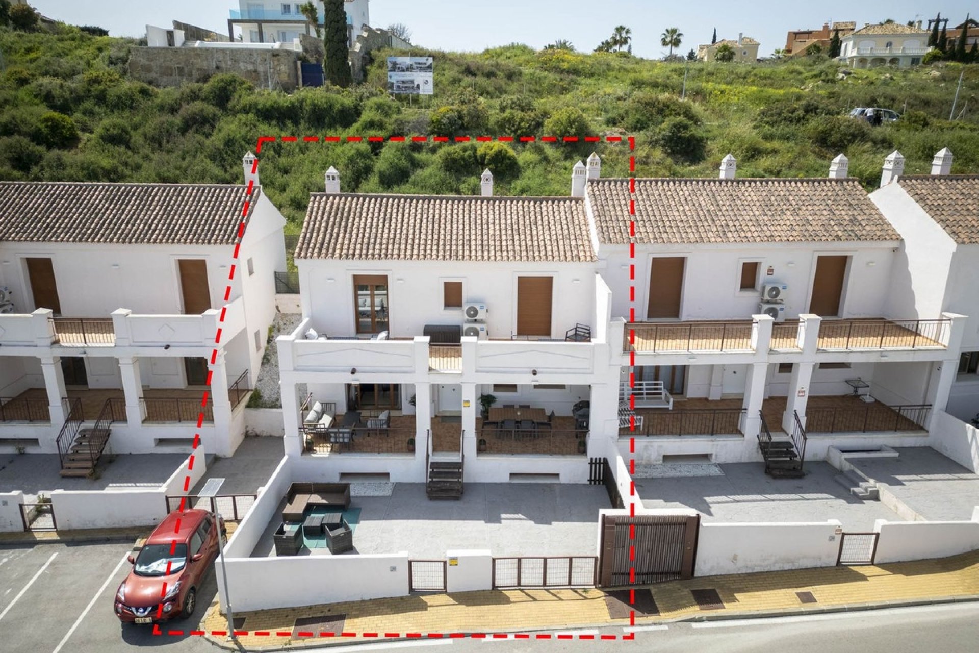 Reventa - Town House -
Casares Playa - Costa del Sol