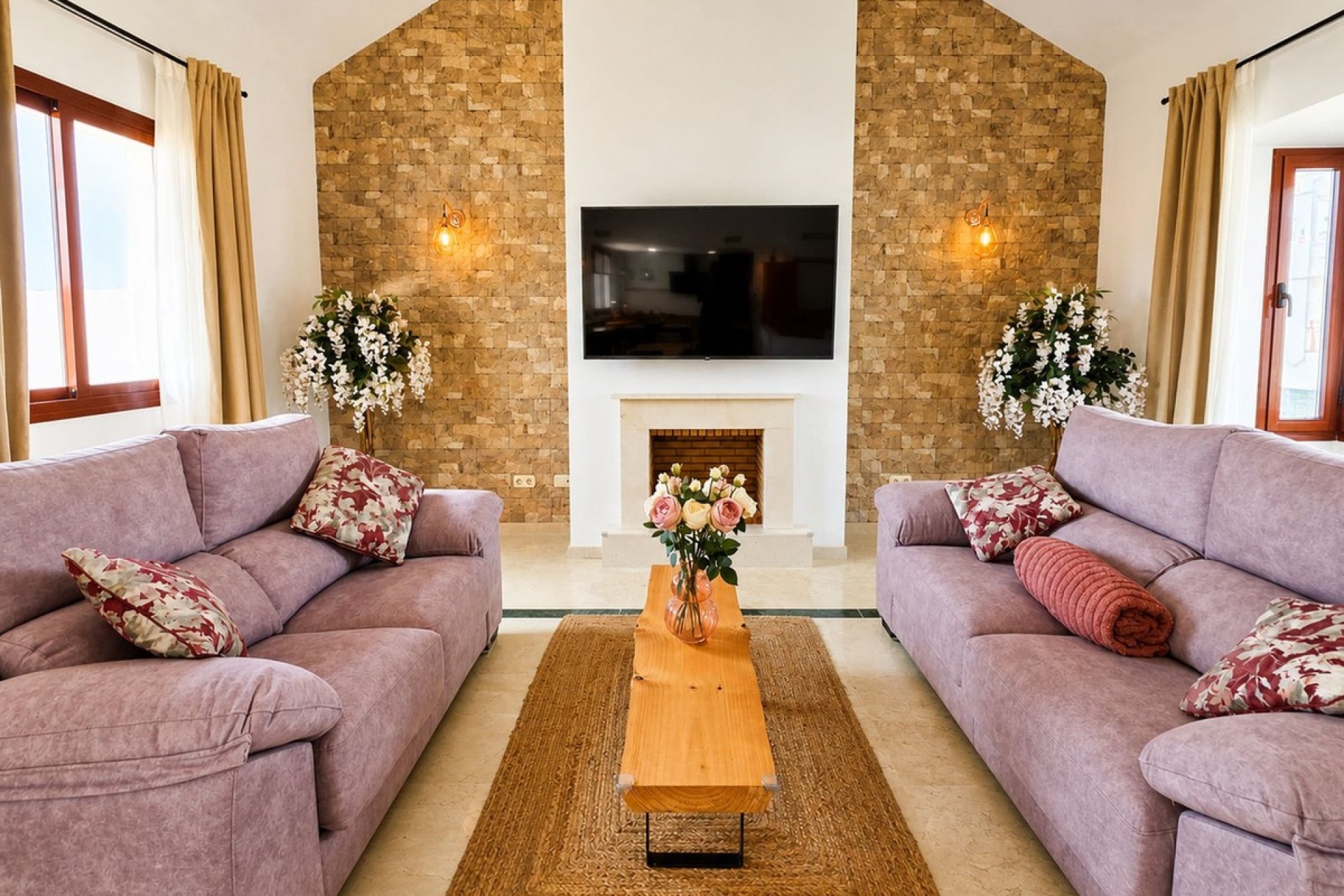 Reventa - Town House -
Casares Playa - Costa del Sol