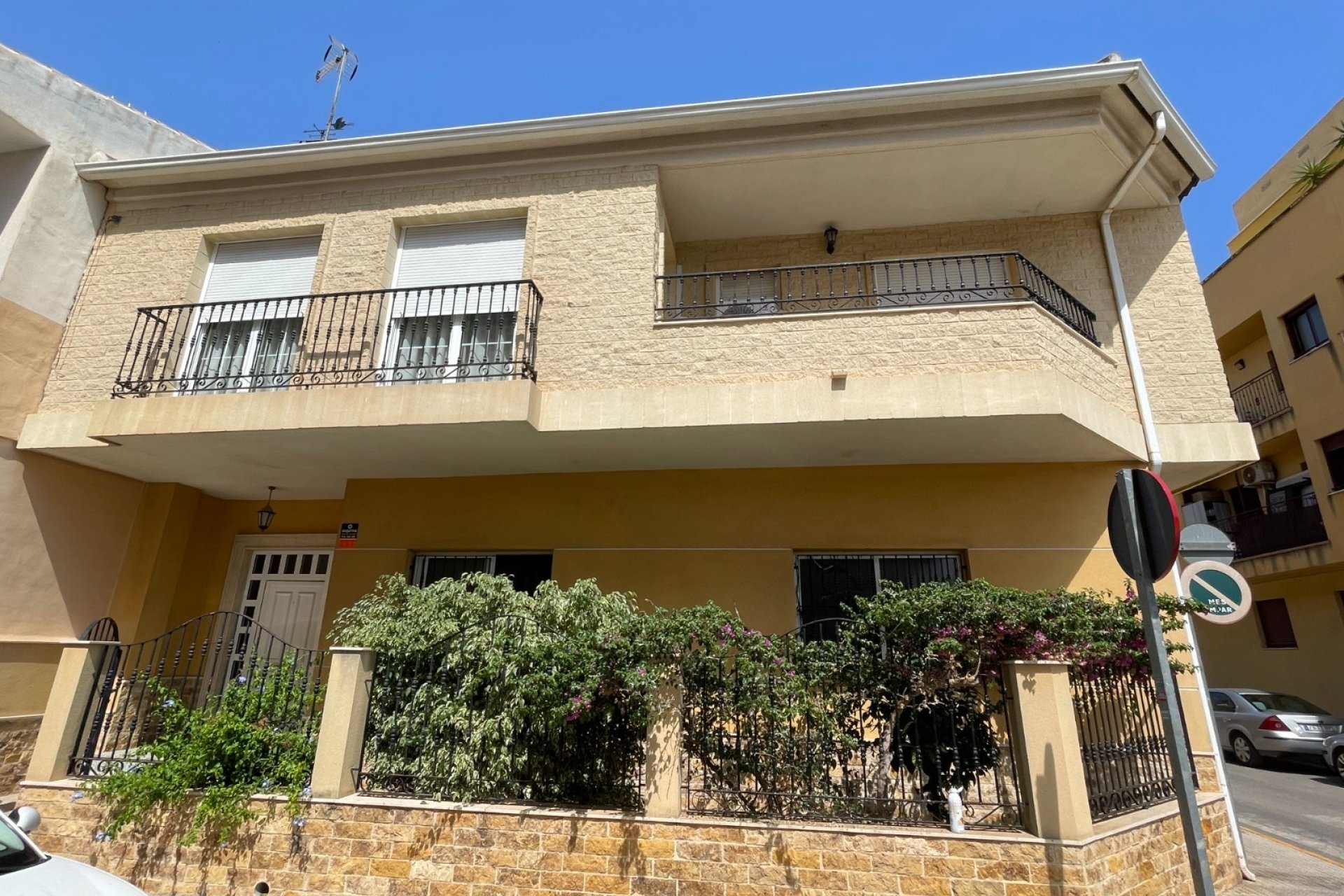 Reventa - Town House -
Formentera del Segura - Costa Blanca