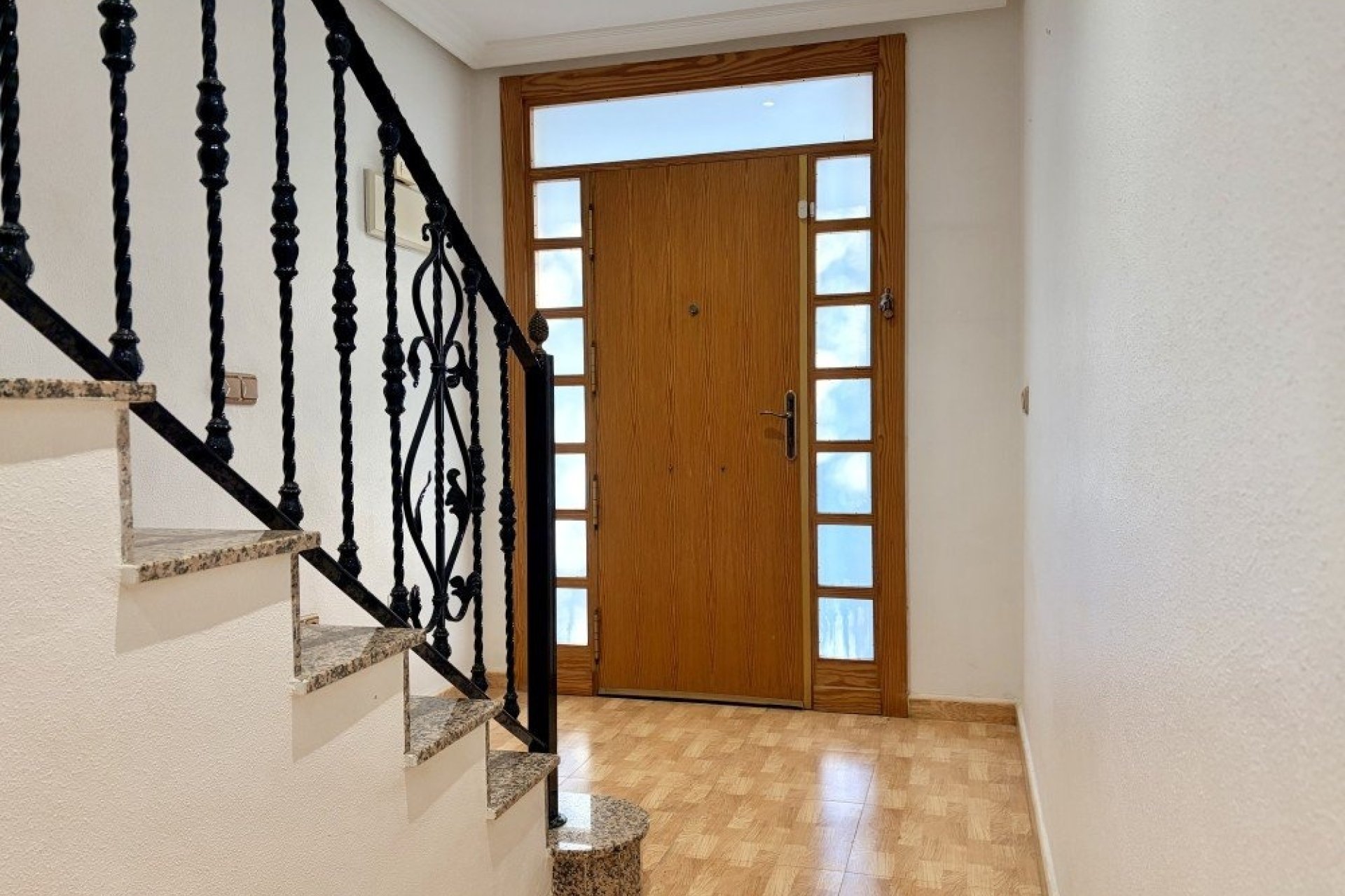 Reventa - Town House -
Formentera del Segura - Costa Blanca