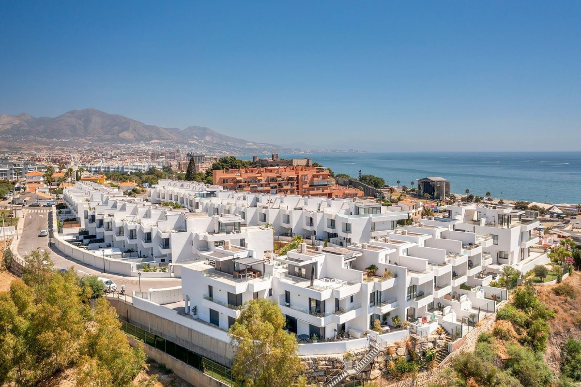 Reventa - Town House -
Fuengirola - Costa del Sol