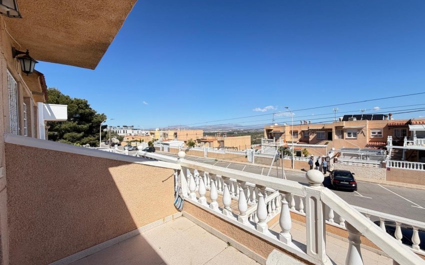 Reventa - Town House -
Gran Alacant - Monte y Mar Alto