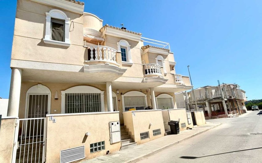 Reventa - Town House -
Heredades - Costa Blanca