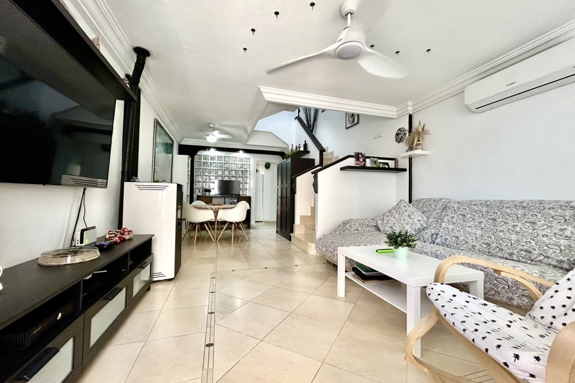 Reventa - Town House -
Heredades - Costa Blanca