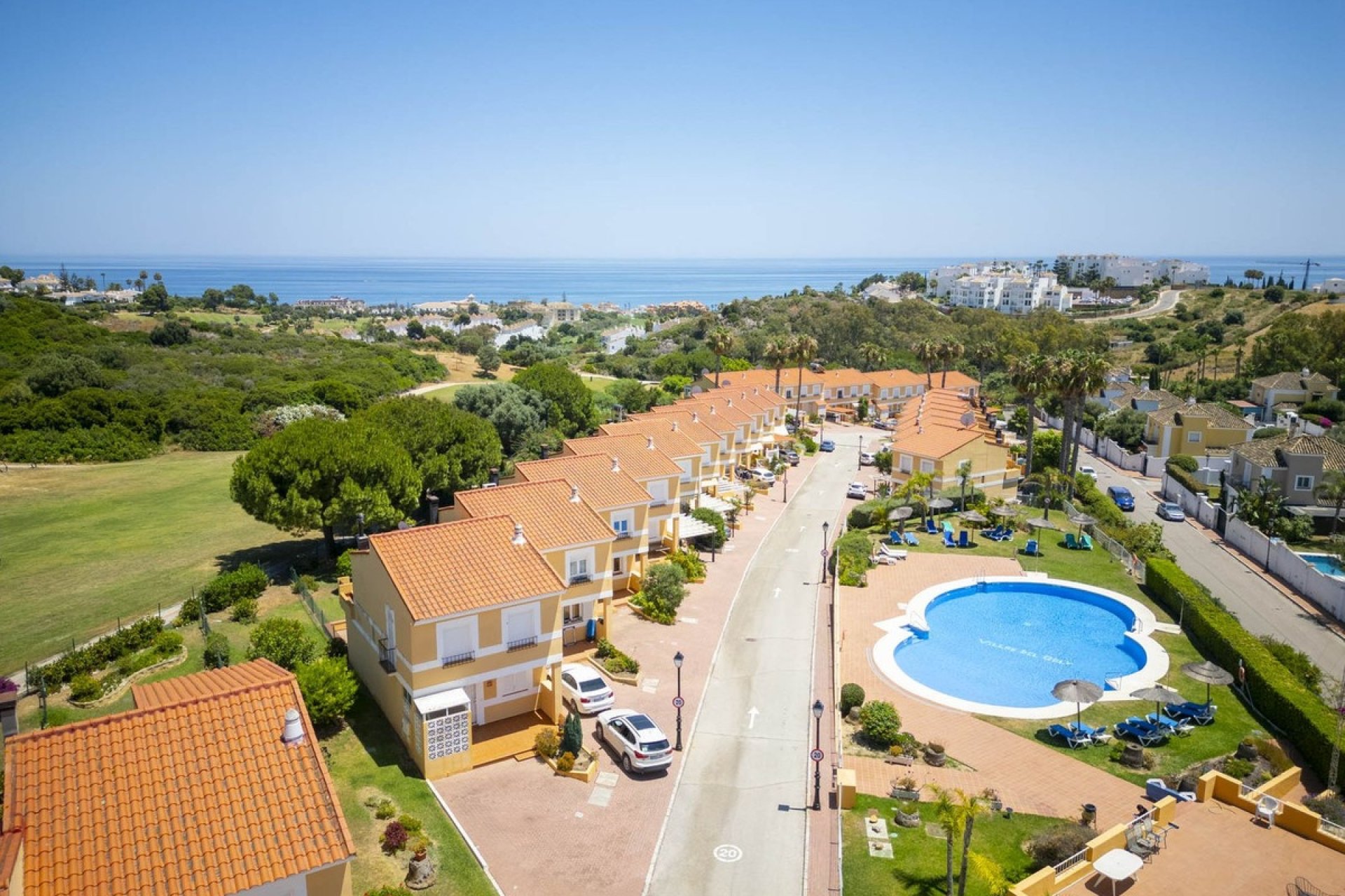Reventa - Town House -
La Duquesa - Costa del Sol