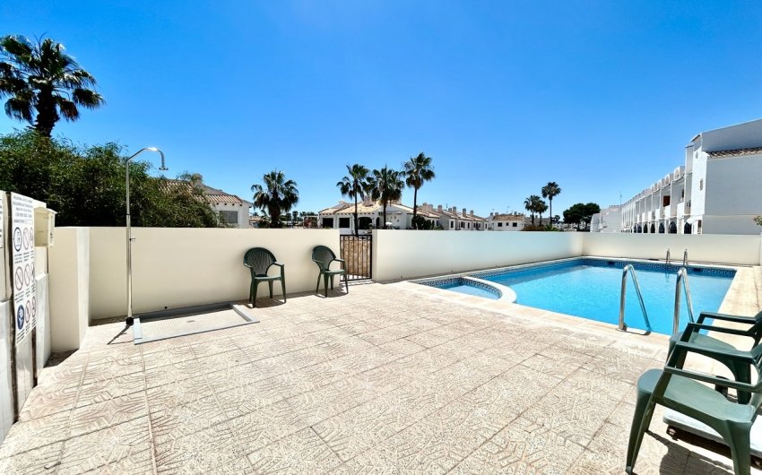 Reventa - Town House -
La Zenia - Costa Blanca