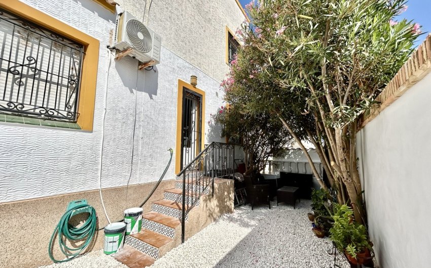 Reventa - Town House -
Los Altos - Costa Blanca