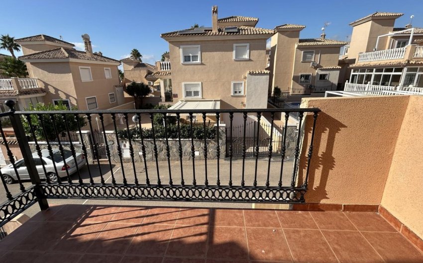 Reventa - Town House -
Los Altos - Costa Blanca