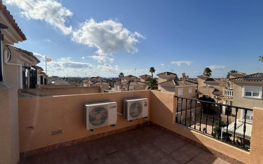Reventa - Town House -
Los Altos - Costa Blanca