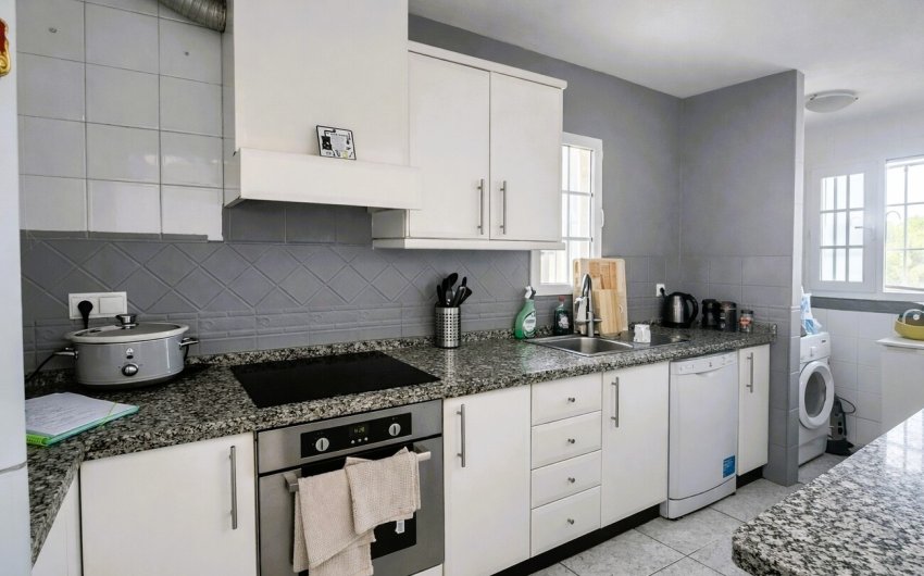 Reventa - Town House -
Los Dolses - Inland