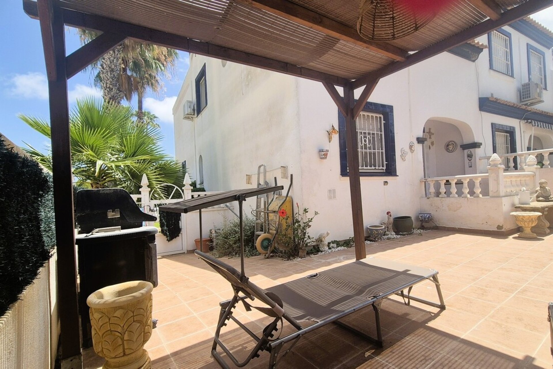 Reventa - Town House -
Los Dolses - Inland