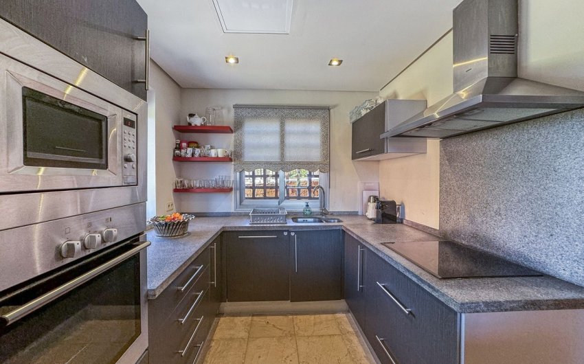 Reventa - Town House -
Manilva - Inland