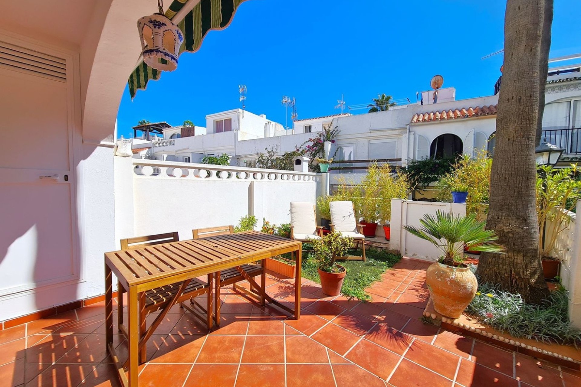 Reventa - Town House -
Manilva - Inland