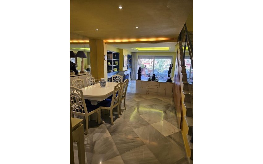 Reventa - Town House -
Marbella - Nueva Andalucia