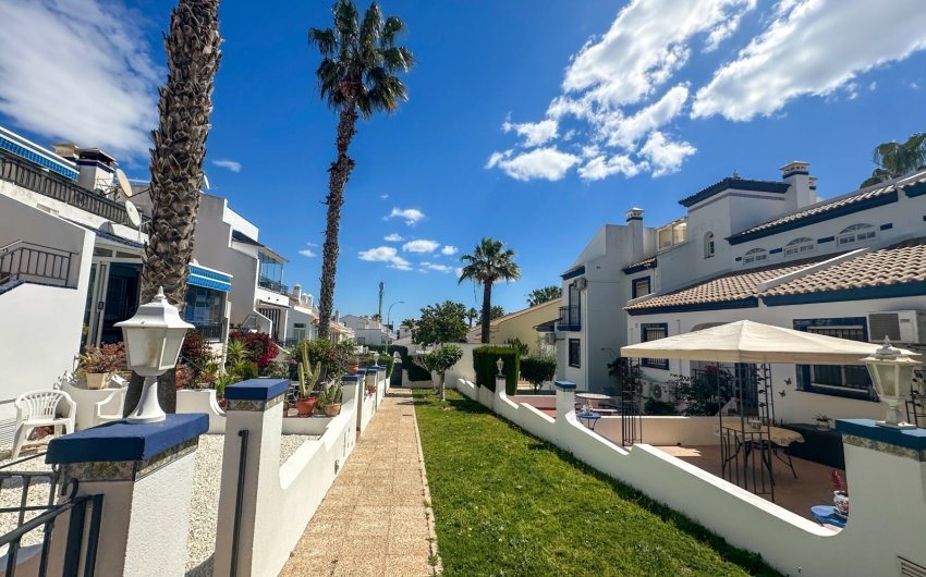 Reventa - Town House -
Orihuela Costa - Costa Blanca