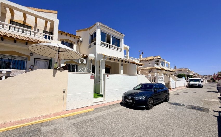 Reventa - Town House -
Orihuela Costa - Costa Blanca