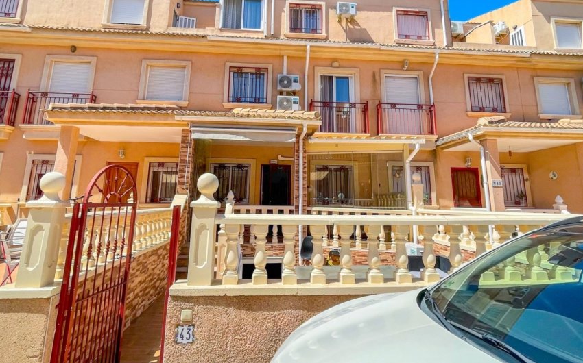 Reventa - Town House -
Orihuela Costa - Costa Blanca