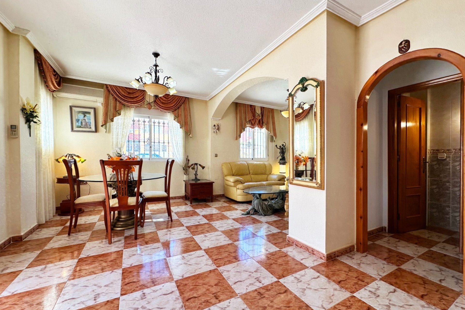 Reventa - Town House -
Orihuela Costa - Costa Blanca