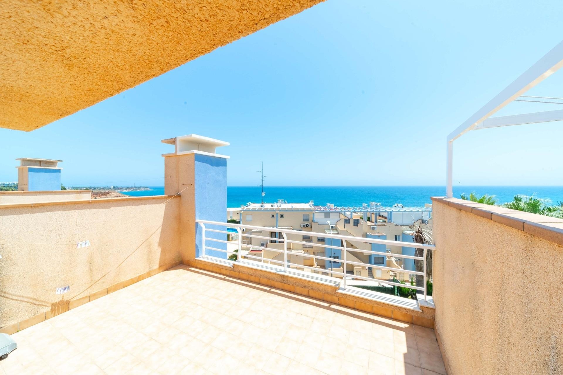Reventa - Town House -
Orihuela Costa - Costa Blanca