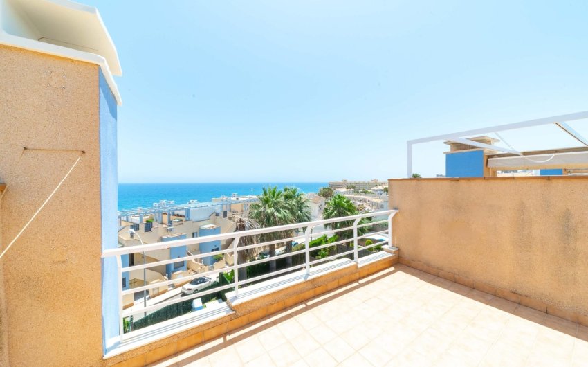 Reventa - Town House -
Orihuela Costa - Costa Blanca
