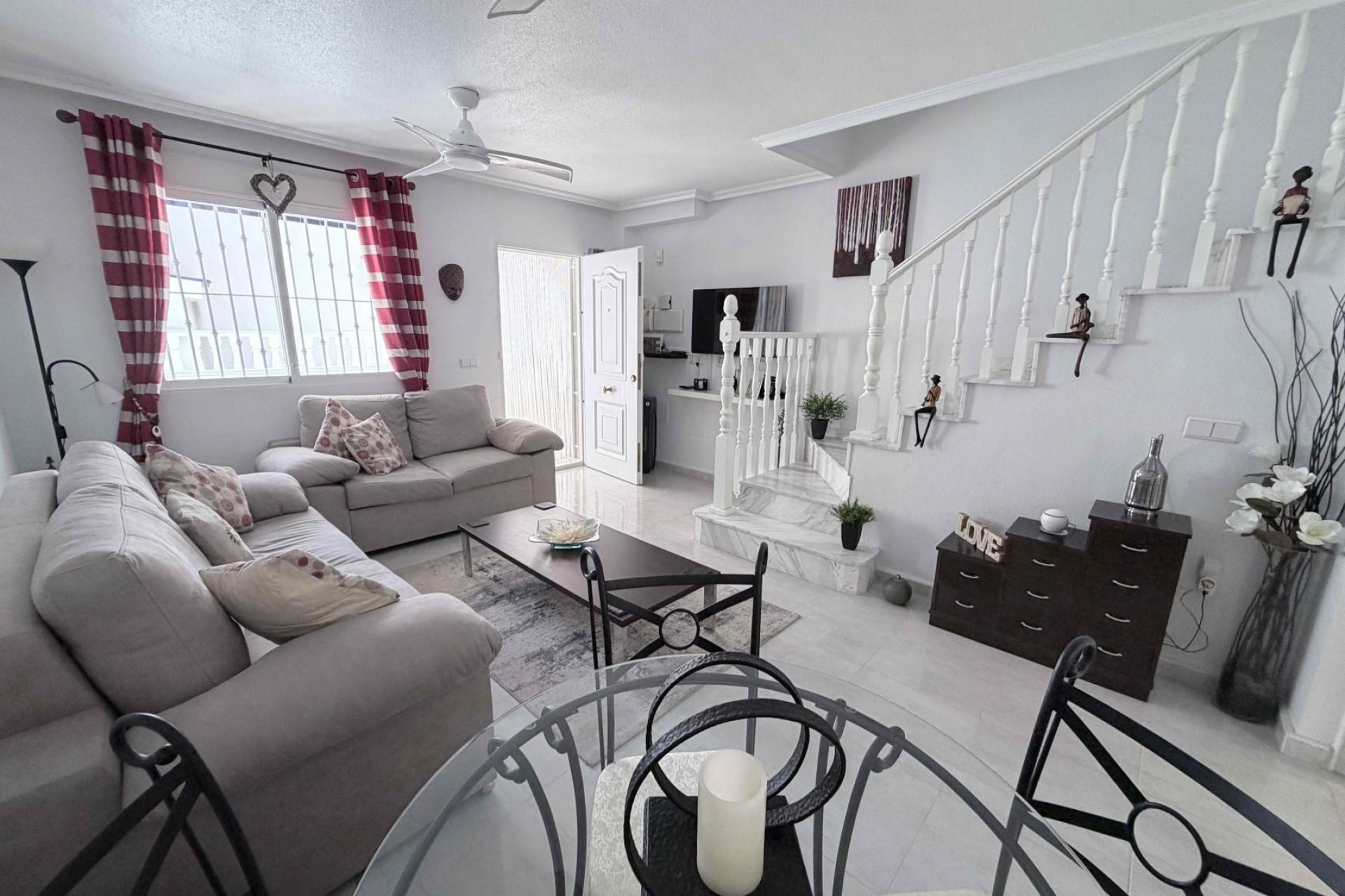 Reventa - Town House -
Orihuela Costa - Costa Blanca
