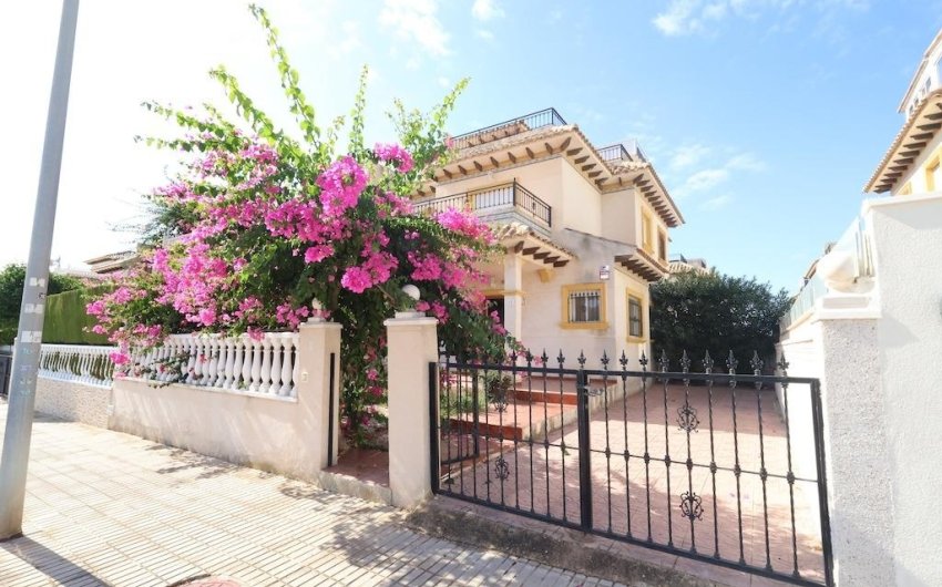 Reventa - Town House -
Orihuela Costa - Costa Blanca