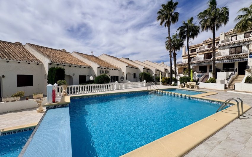 Reventa - Town House -
Orihuela Costa - Costa Blanca