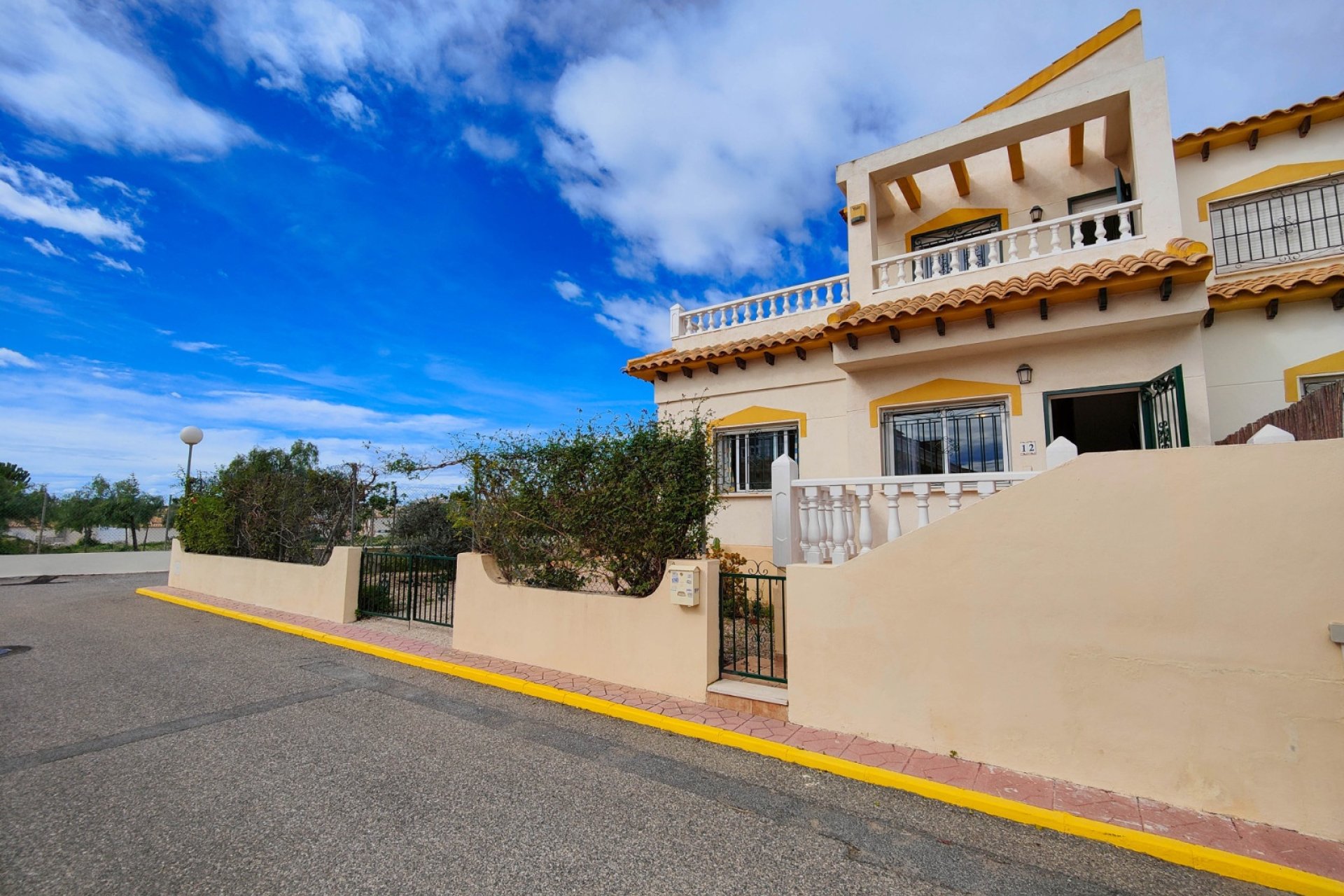 Reventa - Town House -
Orihuela Costa - Costa Blanca