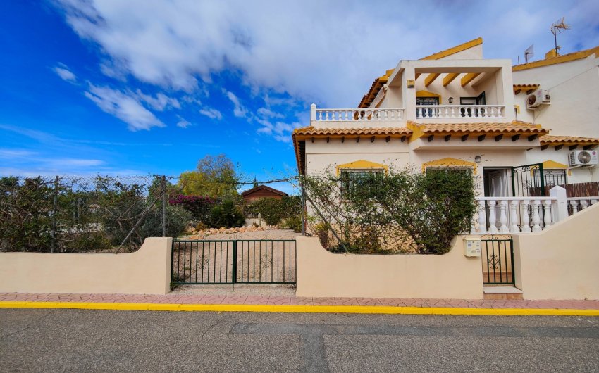 Reventa - Town House -
Orihuela Costa - Costa Blanca